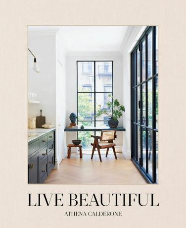 Live Beautiful โดย Athena Calderone