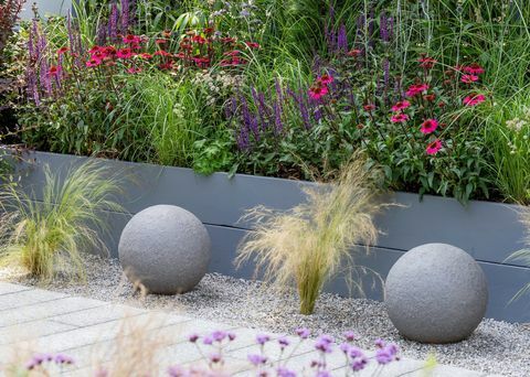 sikret ved design, rhs hampton court palace blomsteshow 2018