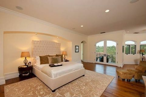 Drevo, izba, interiérový dizajn, hnedá, posteľ, podlaha, nehnuteľnosť, textil, stena, nábytok, 