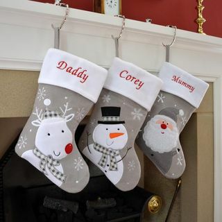 Ciorapi de Crăciun personalizați brodați de lux, 7,95 GBP