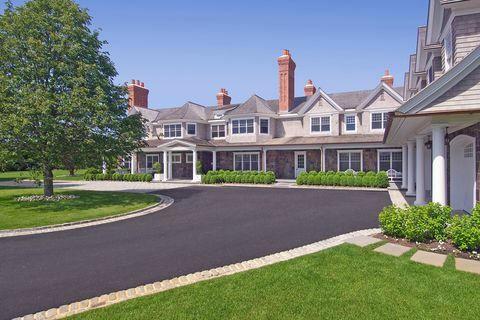 Rumah Hamptons Mansion