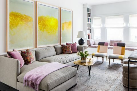 Møbler, rom, stue, interiørdesign, eiendom, gul, lilla, sofa, vegg, bord, 