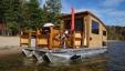Diagno's Le Koroc, Tiny Houseboat in Quebec, tiek pārdots par 61 000 USD