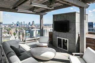 Апартаментът на Дженифър Лорънс в Ню Йорк, обявен за 14,25 милиона долара