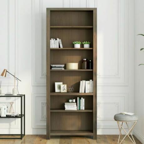 Fullt monterad bokhylla för hemmakontor