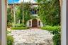 Бывший особняк Шер в Майами-Бич продается за 22 миллиона долларов