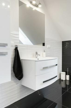 Modern tasarım konforlu banyo