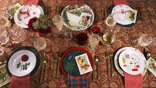 Gryder, tallerkener, bordservice, juleaften, måltid, servise sæt, dug, porcelæn, tekstil, fad, 