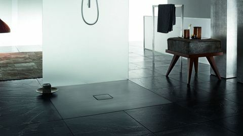 Minimalistinen kylpyhuone - märkähuone - Hugo Oliver