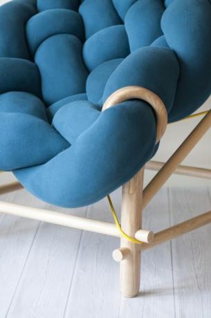 Veegadesign Stuhl aus grob gewebtem Strick