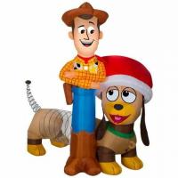 Dieses aufblasbare Toy Story ist Ihre neue Weihnachtsdekoration für den Rasen