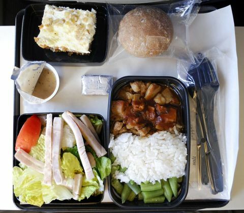 Jedzenie w samolocie
