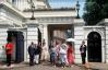 Clarence House: Por dentro da casa de Charles e Camilla em Londres por 19 anos