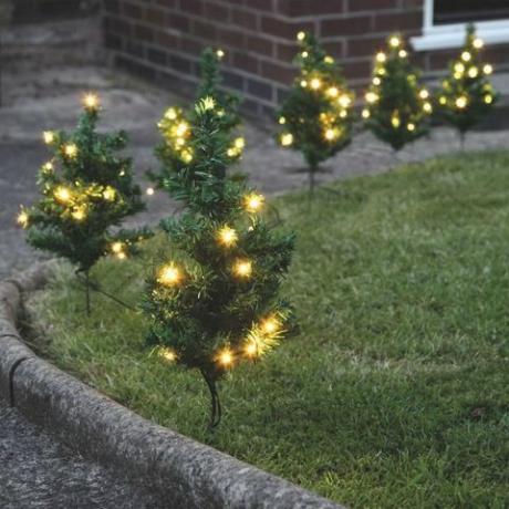 6 Tree Path Lights 90 varmvita lysdioder, £ 34,99, festliga lampor