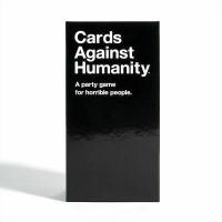 Zde je návod, jak můžete se svými přáteli hrát karty proti lidskosti online