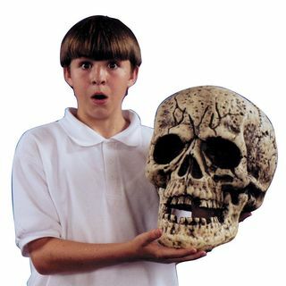 Гигантский череп Хэллоуина