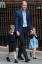 Prinzessin Charlotte kann während der Besuche der königlichen Familie nicht mit Kate Middleton Prinz William zusammensitzen