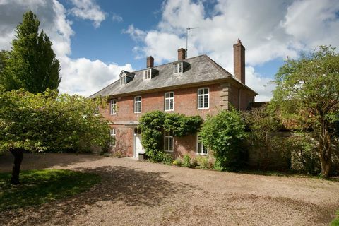 Herregård Farm House - Wiltshire - Vivien Leigh - Savills