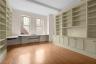 Stanovanje Joan Didion v New Yorku močno zniža ceno za 1 milijon dolarjev