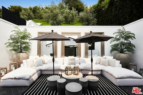 La villa di rihanna a Beverly Hills è ora disponibile per l'affitto, per $ 80.000 al mese