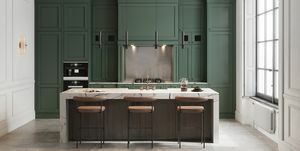 modernus virtuvės interjeras su žalia siena