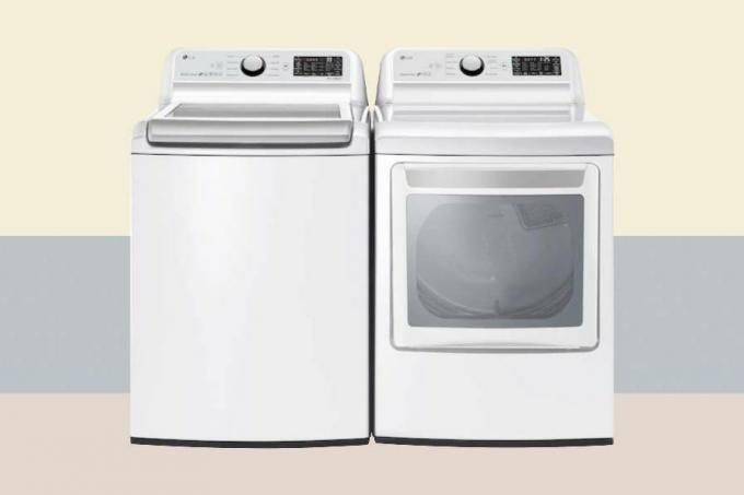 Waschmaschine und Trockner in weiß nebeneinander