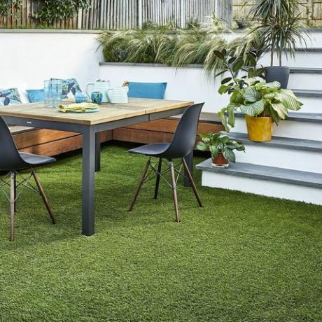 сад, не требующий особого ухода, искусственная трава коврового покрытия