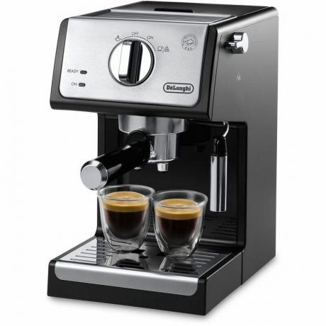 Poloautomatický kávovar na espresso DeLonghi