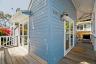 Ein Malibu-Mobilheim beweist, dass kleine Räume luxuriös sein können