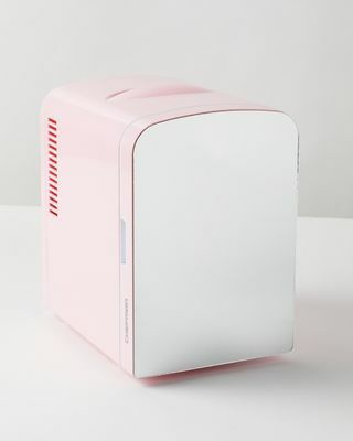 Розов мини хладилник