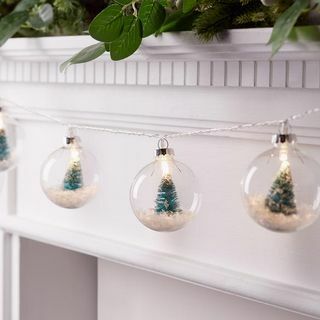 10 Snowy Christmas Tree Globe Fairy Lights