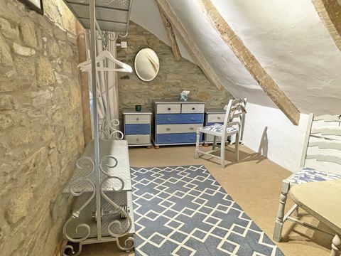 Encantadora casa de campo con techo de paja en venta en Cornualles