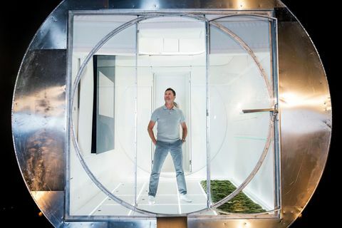 os espaços incríveis de george clarke no canal 4 george e william hardie revelam sua casa giratória futurística