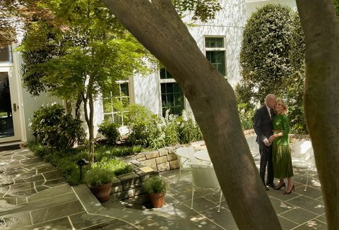 president Joe Biden og førstedame dr Jill Biden i august 2021 -utgaven av vogue, fotografert i Det hvite hus