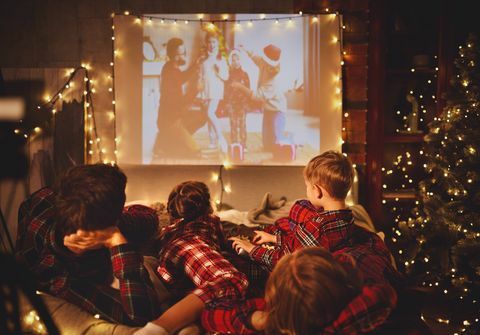 sledování vánočních filmů o Vánocích