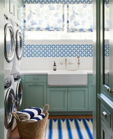 blaue Waschküche