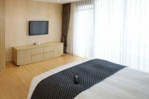 Najšpinavšie miesta v hotelovej izbe: Miesta zamorené zárodkami v hotelových izbách