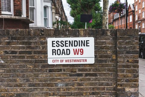 Essendine Road naambord, Londen