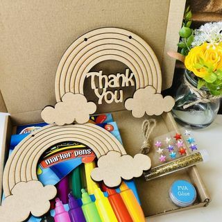Regenbogen-Briefkasten-Set zum Aufhängen aus Holz für Kinder