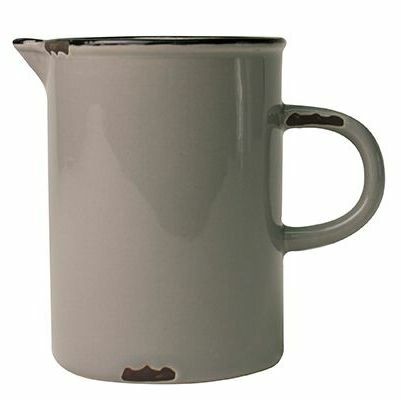 Светло-серый винтажный кувшин для сливочного молока из жестяной посуды