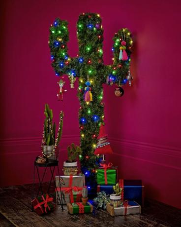 Dobbies Festive Fiesta Tree, кактусовая новогодняя елка