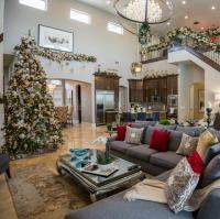 Јонатхан Сцотт украшава резиденцију Лас Вегаса за Божић